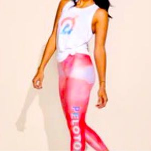 Peloton & Terez Watercolor NWT Leggings size M
